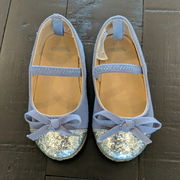 Lot of 4 pairs of size 4 baby shoes - Picture 2 of 5